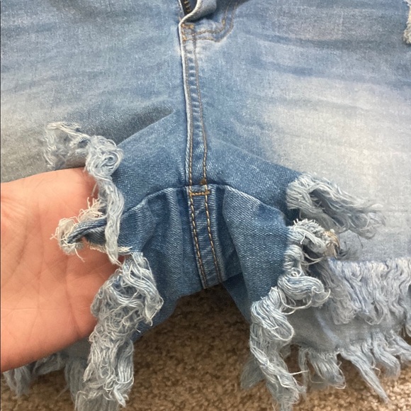 Amazon Blue Jean Shorts Distressed Frayed Hem - Picture 6 of 6